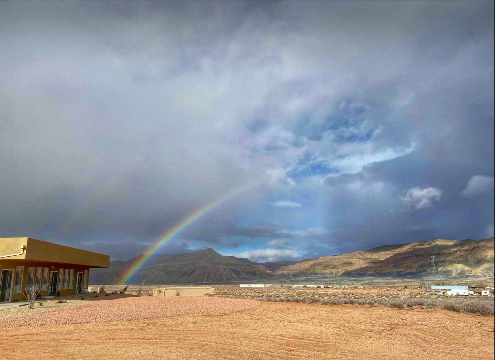 Page Arizona Border Town- Crimson Suite, Desert Canyon Getaway With Views Big Water Luaran gambar